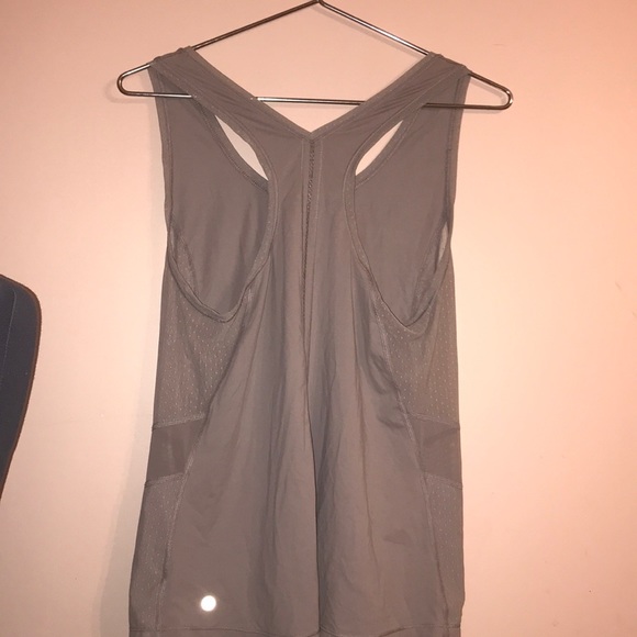 Lululemon Workout Tank - Picture 3 of 4